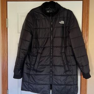 Reversible black north face size large winter coat